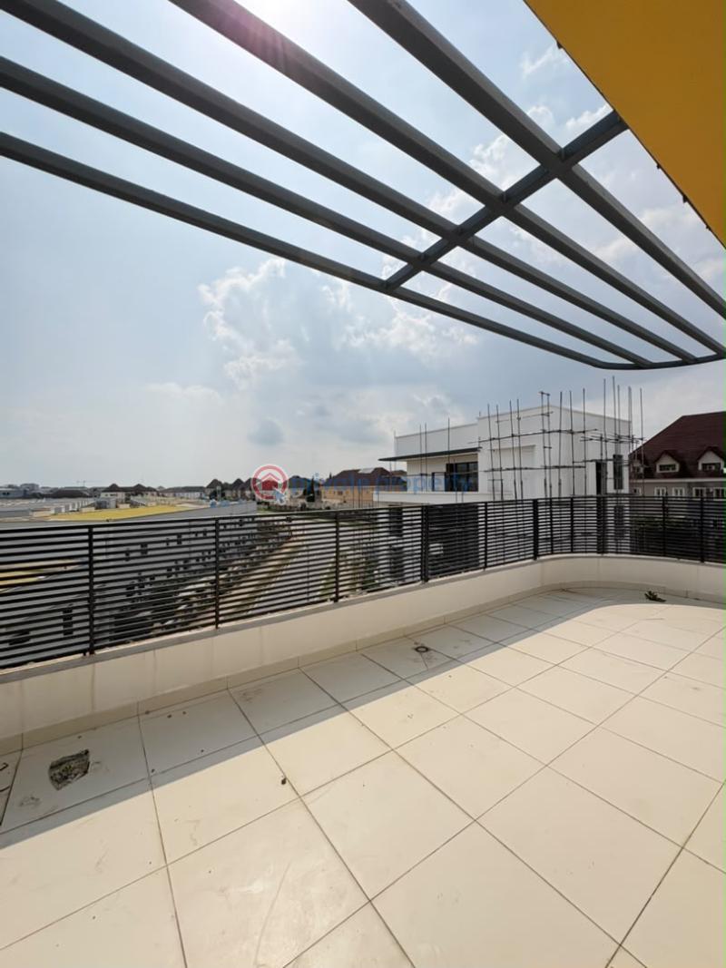 5 bedroom Detached Duplex For Sale Wuye Abuja Phase 2  - 1