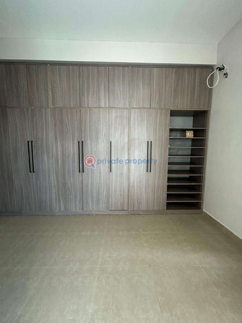 5 bedroom Detached Duplex For Sale Victoria Garden City Lekki Lagos - 4
