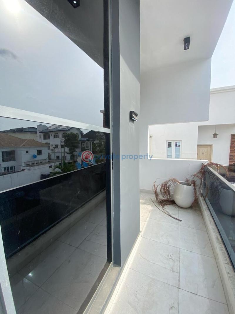5 bedroom detached duplex with security post , bq - 0 5 bedroom Detached Duplex For Sale Osapa London Lekki Lagos - 0