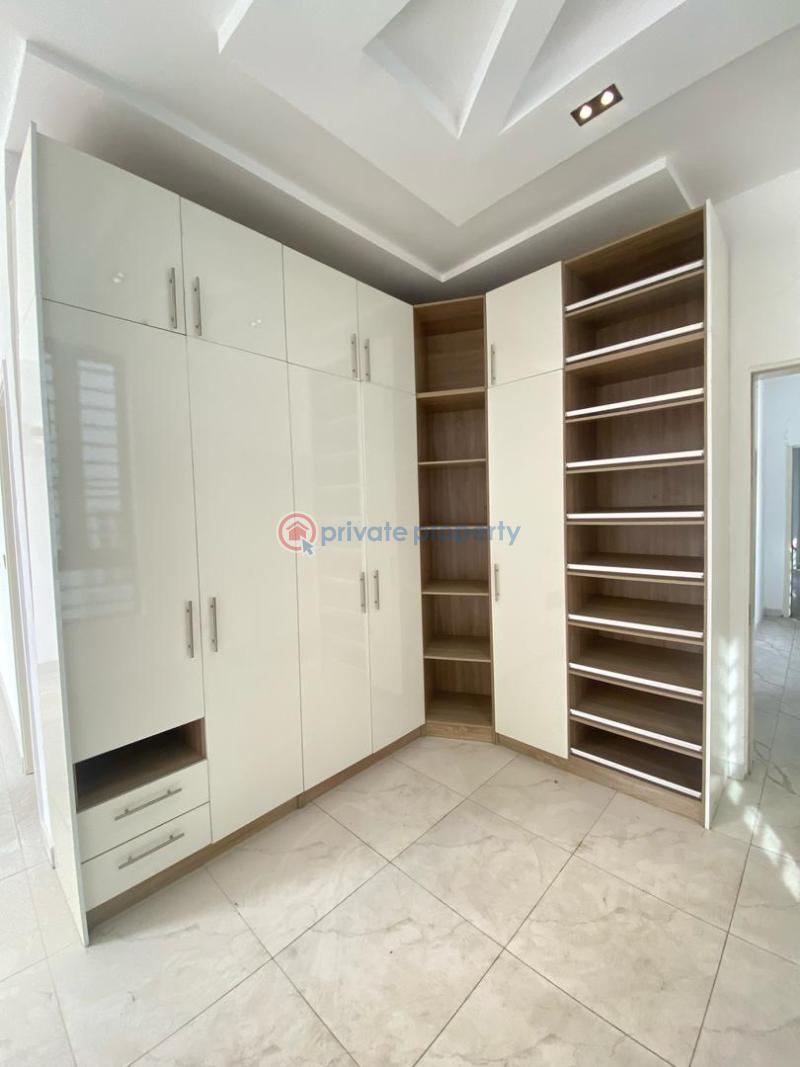 5 bedroom detached duplex with security post , bq - 6 5 bedroom Detached Duplex For Sale Osapa London Lekki Lagos - 6