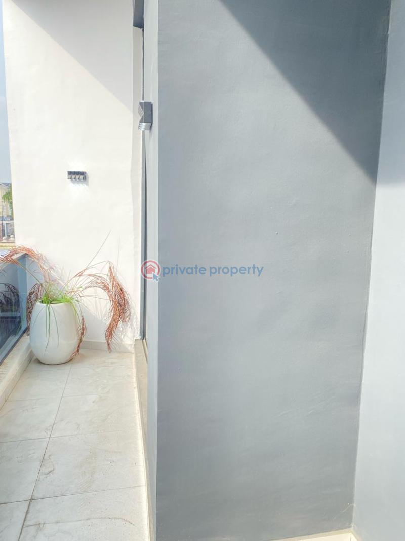 5 bedroom detached duplex with security post , bq - 1 5 bedroom Detached Duplex For Sale Osapa London Lekki Lagos - 1