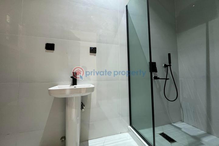 5 bedroom detached  duplex with swimming pool and boys quarter - 25 5 bedroom Detached Duplex For Sale Ajah Lagos - 25