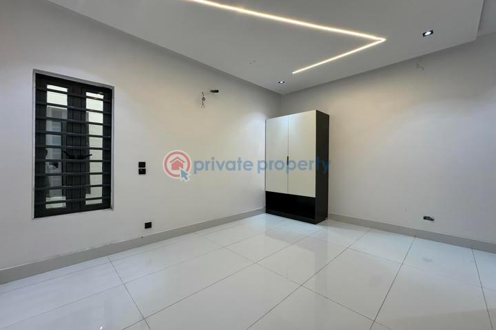 5 bedroom detached  duplex with swimming pool and boys quarter - 27 5 bedroom Detached Duplex For Sale Ajah Lagos - 27