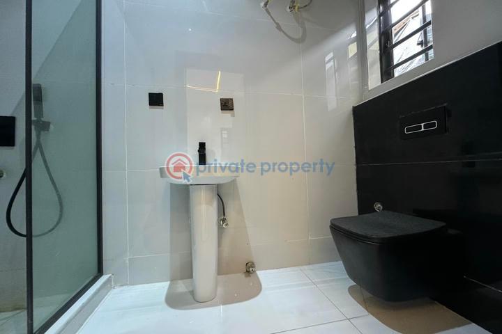 5 bedroom detached  duplex with swimming pool and boys quarter - 28 5 bedroom Detached Duplex For Sale Ajah Lagos - 28