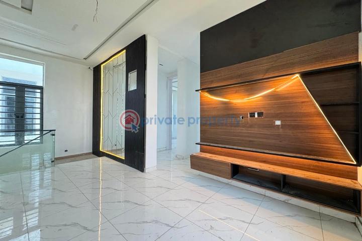 5 bedroom detached  duplex with swimming pool and boys quarter - 10 5 bedroom Detached Duplex For Sale Lekki Lagos - 10