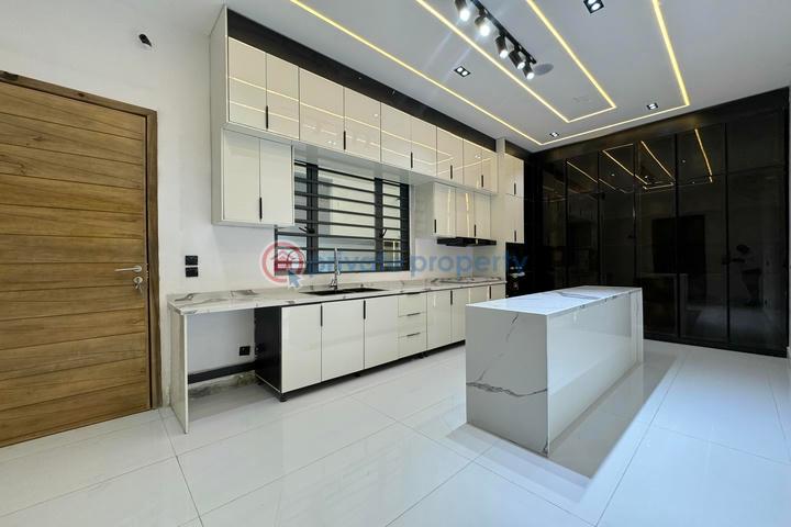 5 bedroom detached  duplex with swimming pool and boys quarter - 6 5 bedroom Detached Duplex For Sale Ajah Lagos - 6