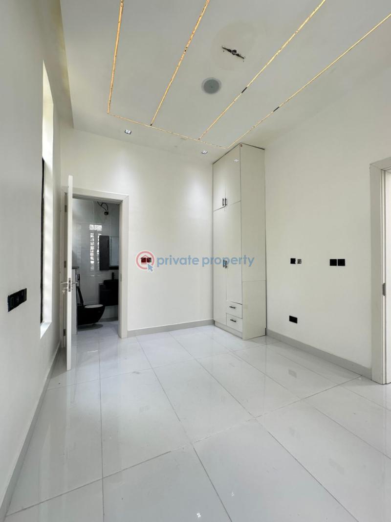 5 bedroom Detached Duplex For Sale Chevron Drive Lekki Lagos - 4