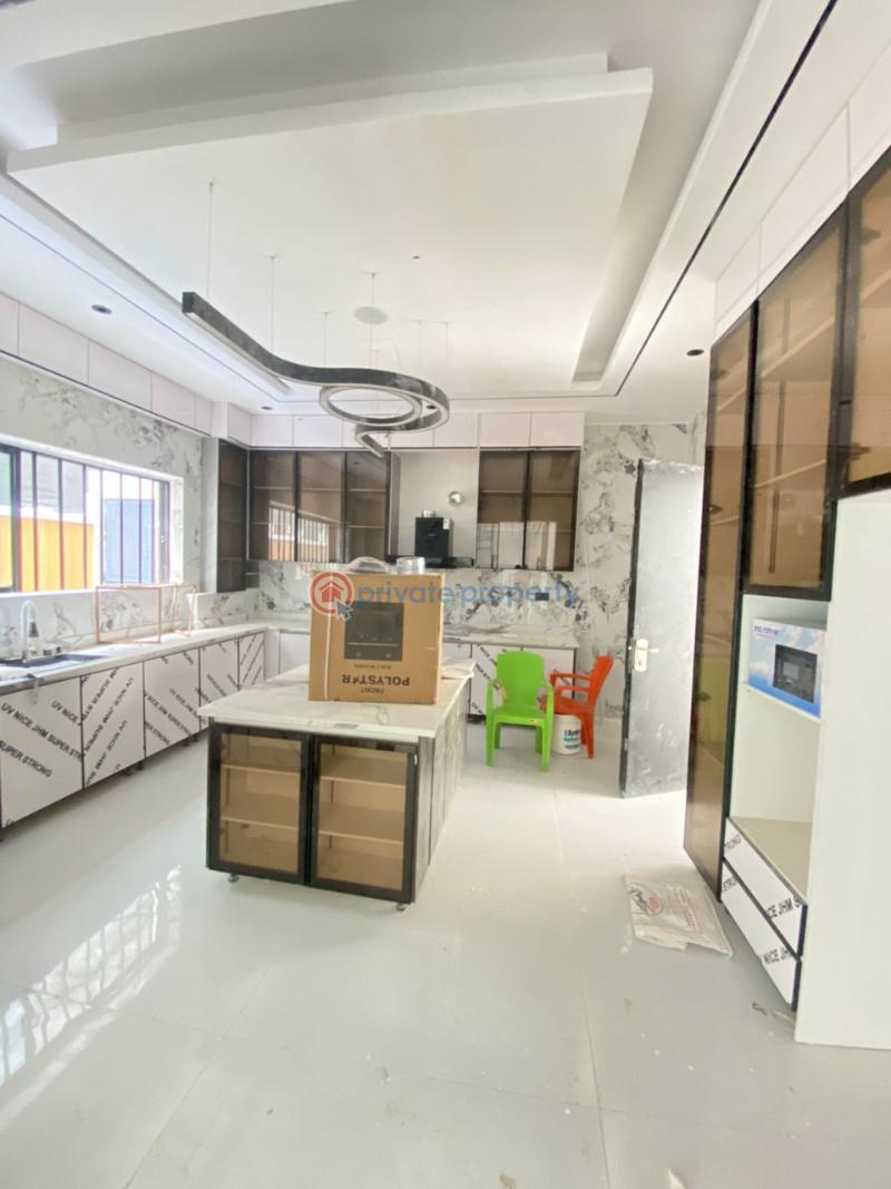 5 bedroom Detached Duplex For Sale Lekki Phase 1 Lagos - 12