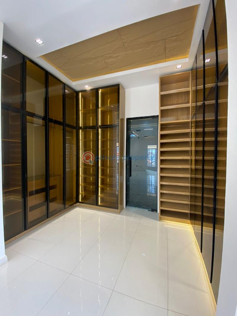 5 bedroom Detached Duplex For Sale Lekki Phase 1 Lagos - 18