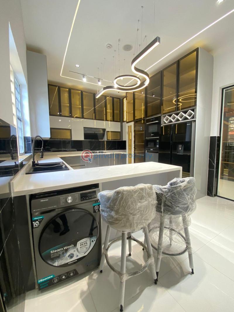 5 bedroom Detached Duplex For Sale Lekki Phase 1 Lagos - 17