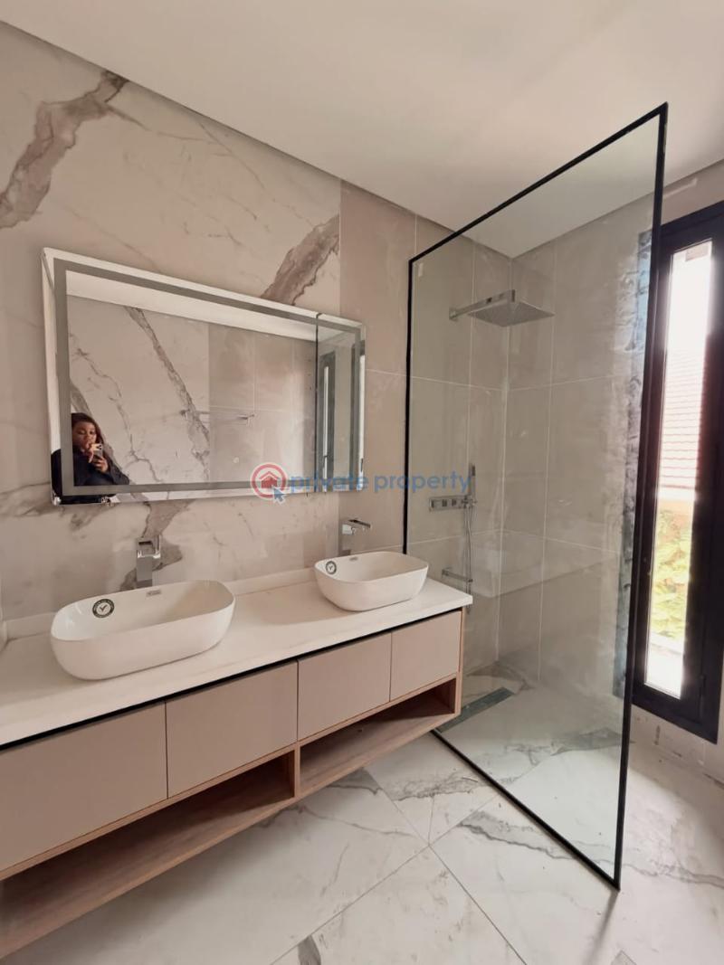 5 bedroom Detached Duplex For Sale Banana Island Ikoyi Lagos - 4