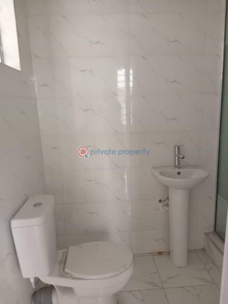 5 bedroom Detached Duplex For Sale Lekki Lagos - 1