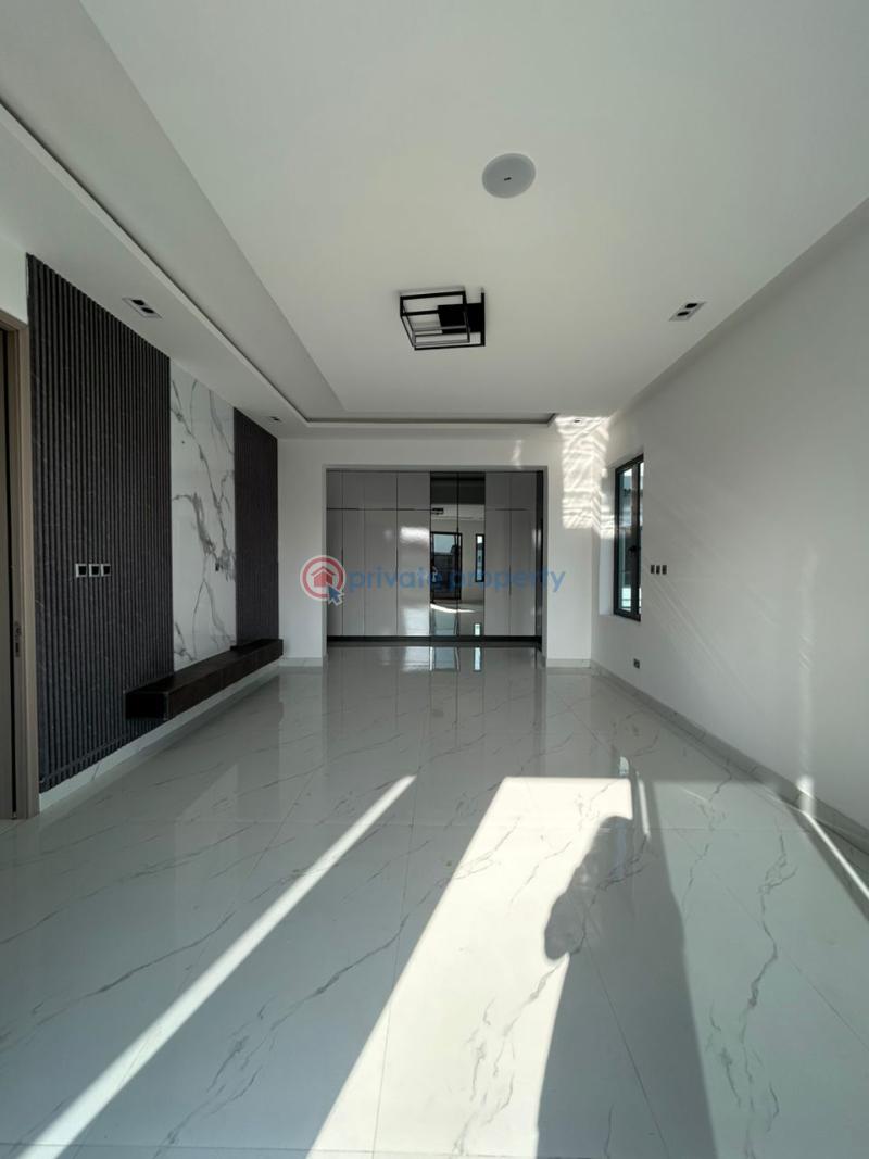 5 bedroom Detached Duplex For Sale Lekki Phase 1 Lagos - 2