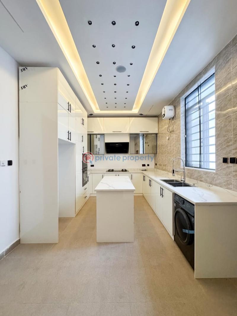 5 bedroom Detached Duplex For Sale Victoria Garden City Lekki Lagos - 2