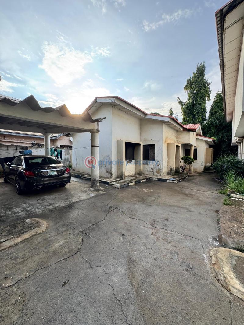 5 bedroom House For Sale Wuye Abuja Phase 2  - 6