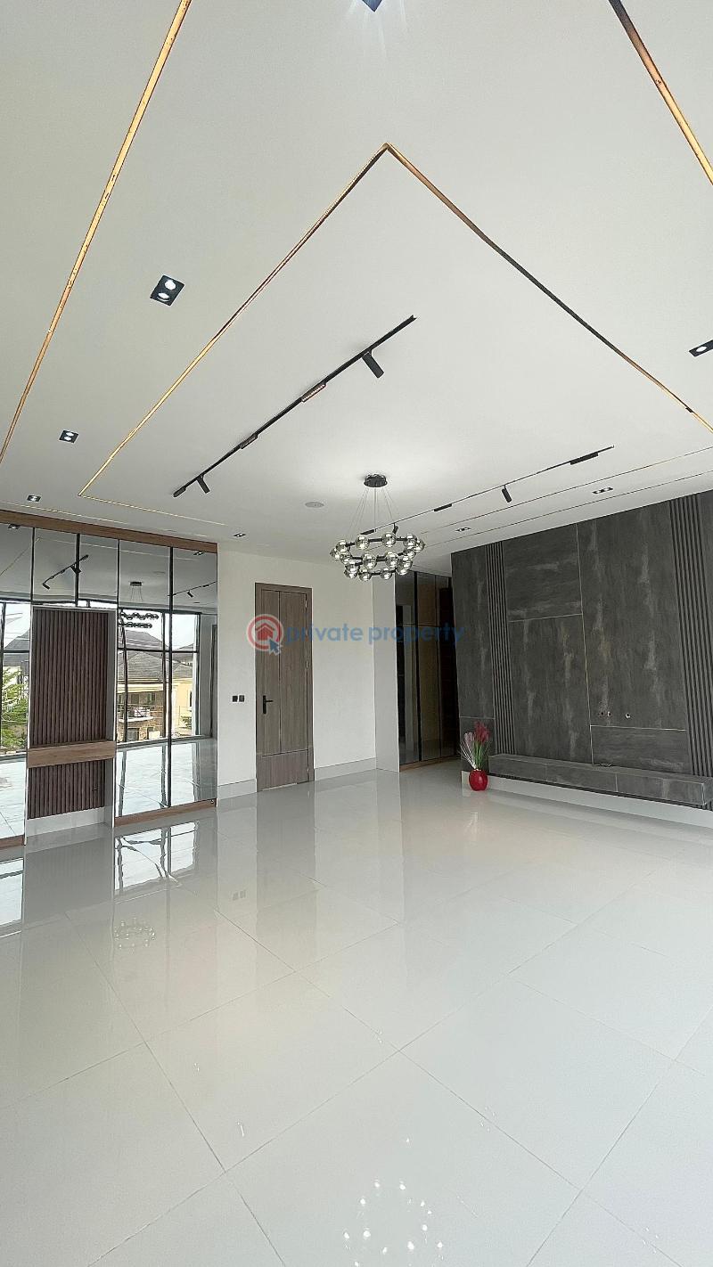 5 bedroom Detached Duplex For Sale Eleganza Ikota Lekki Lagos - 10