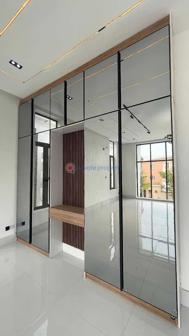 5 bedroom Detached Duplex For Sale Eleganza Ikota Lekki Lagos - 13