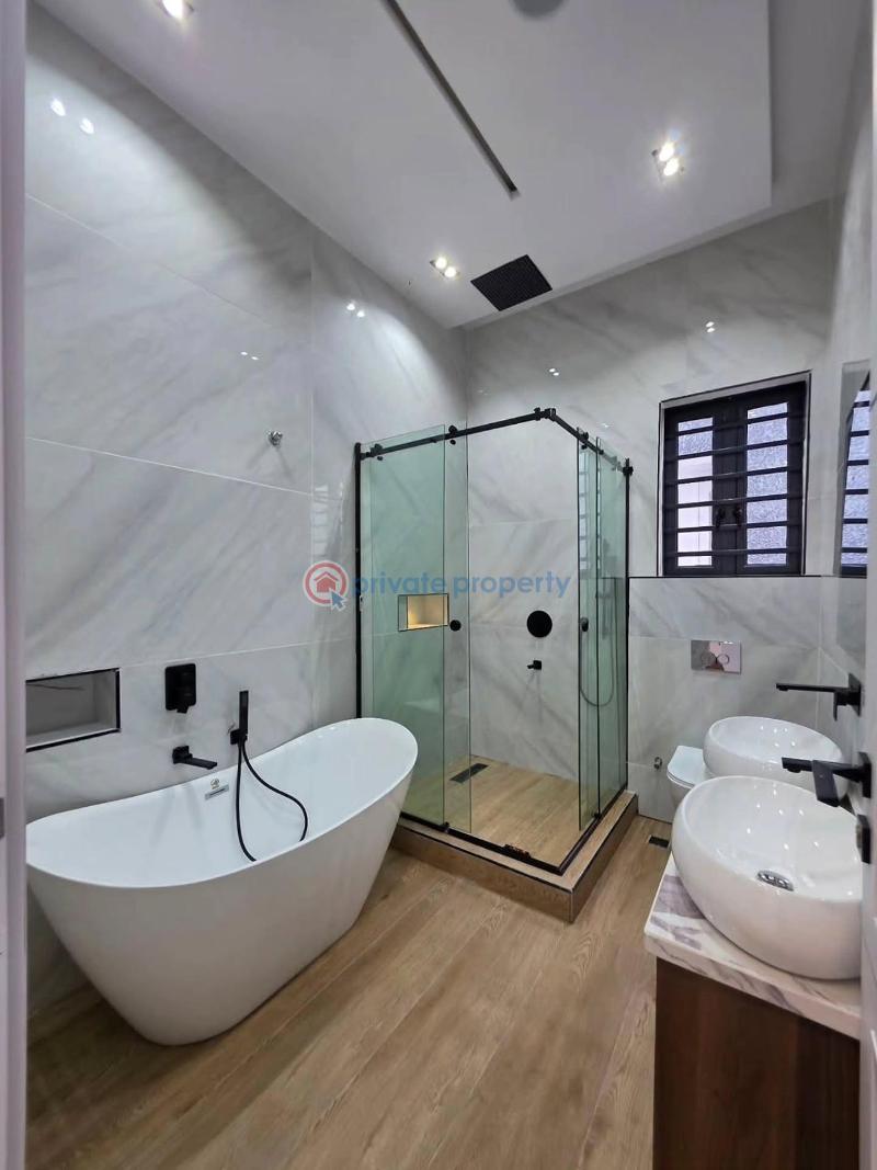 5 bedroom Detached Duplex For Sale Lekki Phase 1 Lagos - 2