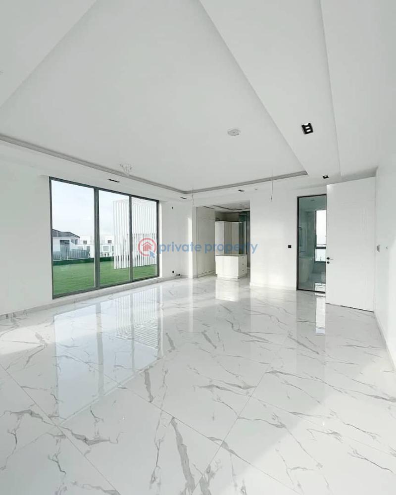 5 bedroom detached home on two floors with swimming pool - 7 5 bedroom Detached Duplex For Sale Ikate Elegushi Lekki Lagos - 7