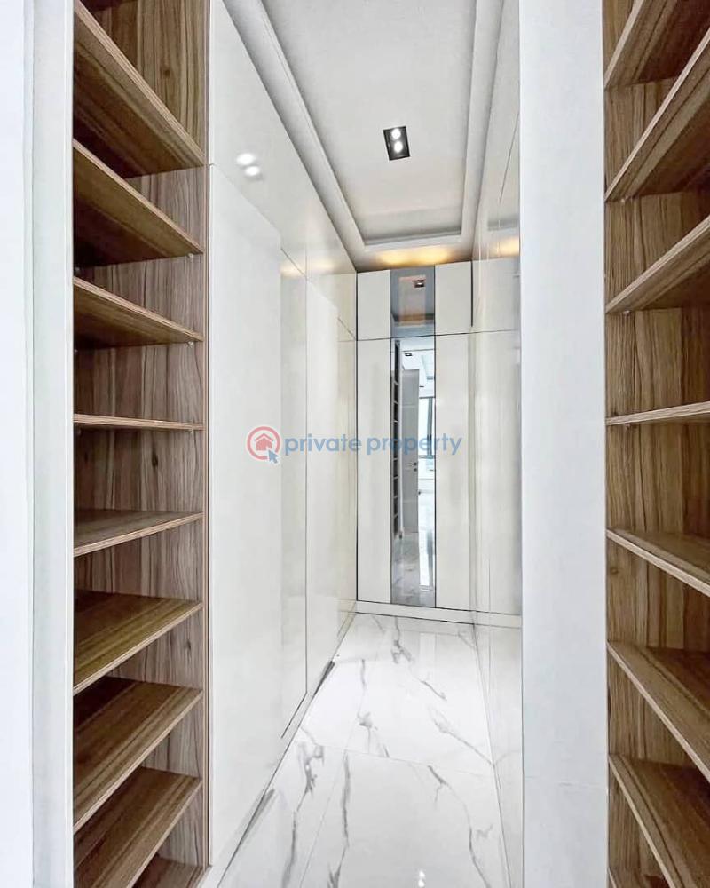 5 bedroom detached home on two floors with swimming pool - 11 5 bedroom Detached Duplex For Sale Ikate Elegushi Lekki Lagos - 11