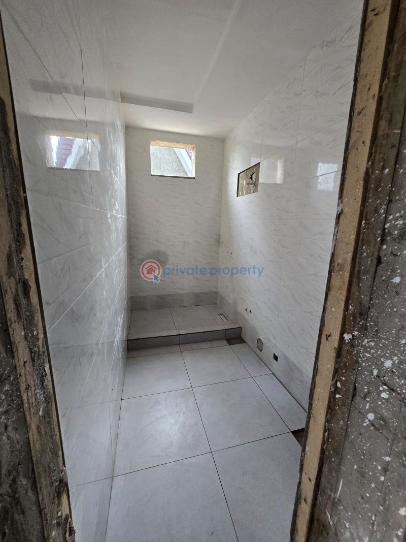 5 bedroom Detached Duplex For Sale Gbagada Estate Gbagada Lagos - 4
