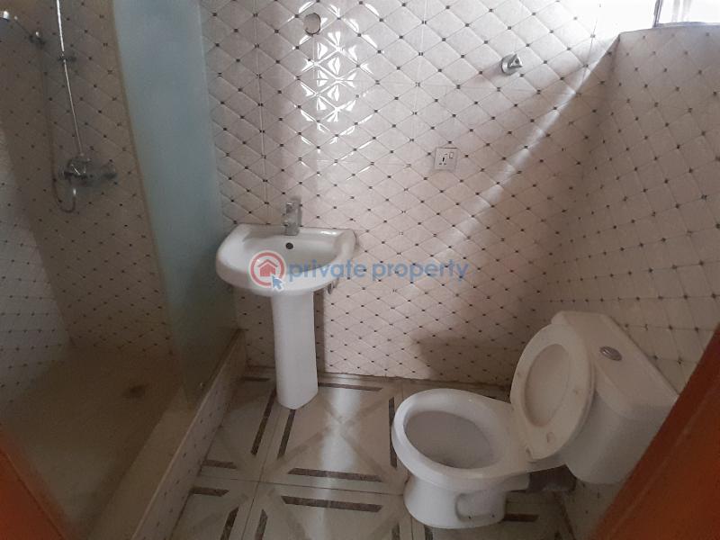 5 bedroom Detached Duplex For Sale Bridgegate Estate Agungi Lekki Lagos - 3
