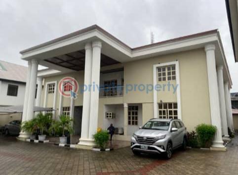 5 bedroom House For Rent Lekki Phase 1 Lagos