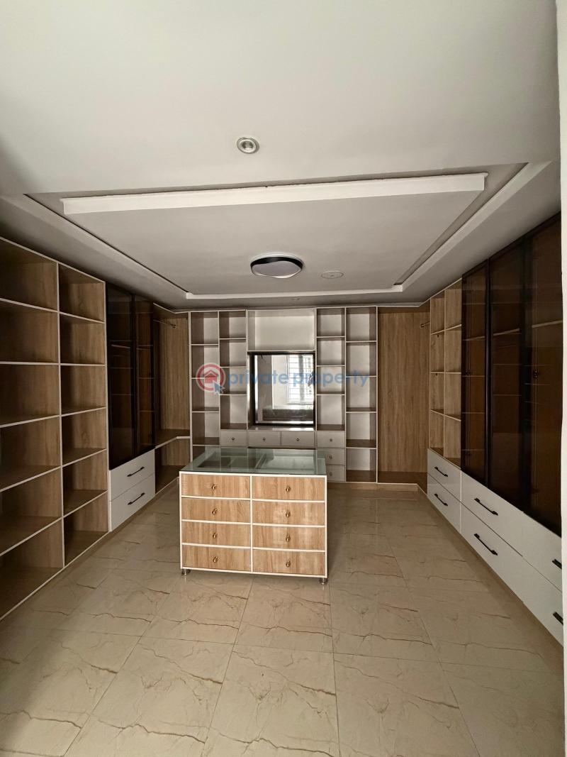 5 bedroom Detached Duplex For Sale Chevron Drive Lekki Lagos - 8