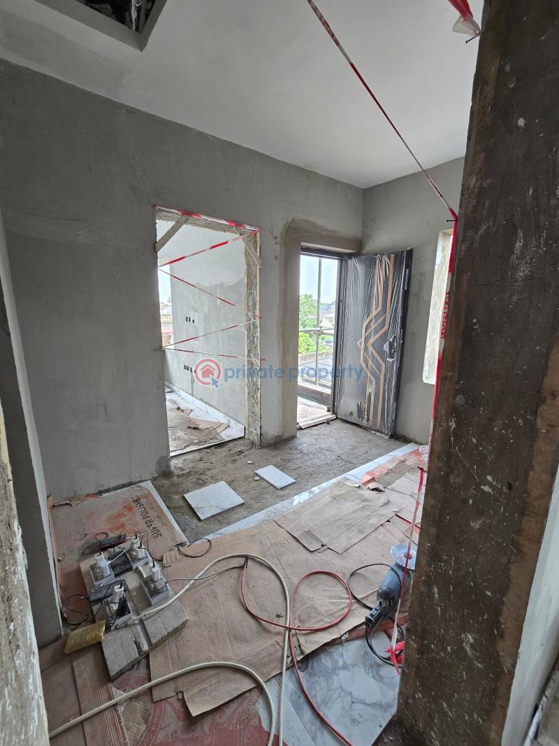 5 bedroom Detached Duplex For Sale Gbagada Estate Gbagada Lagos - 8