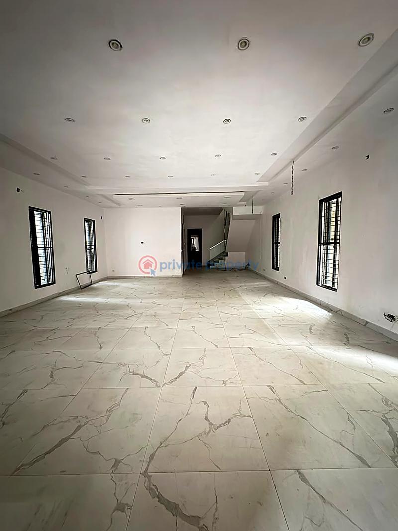 5 bedroom House For Rent Lekki Lagos - 1