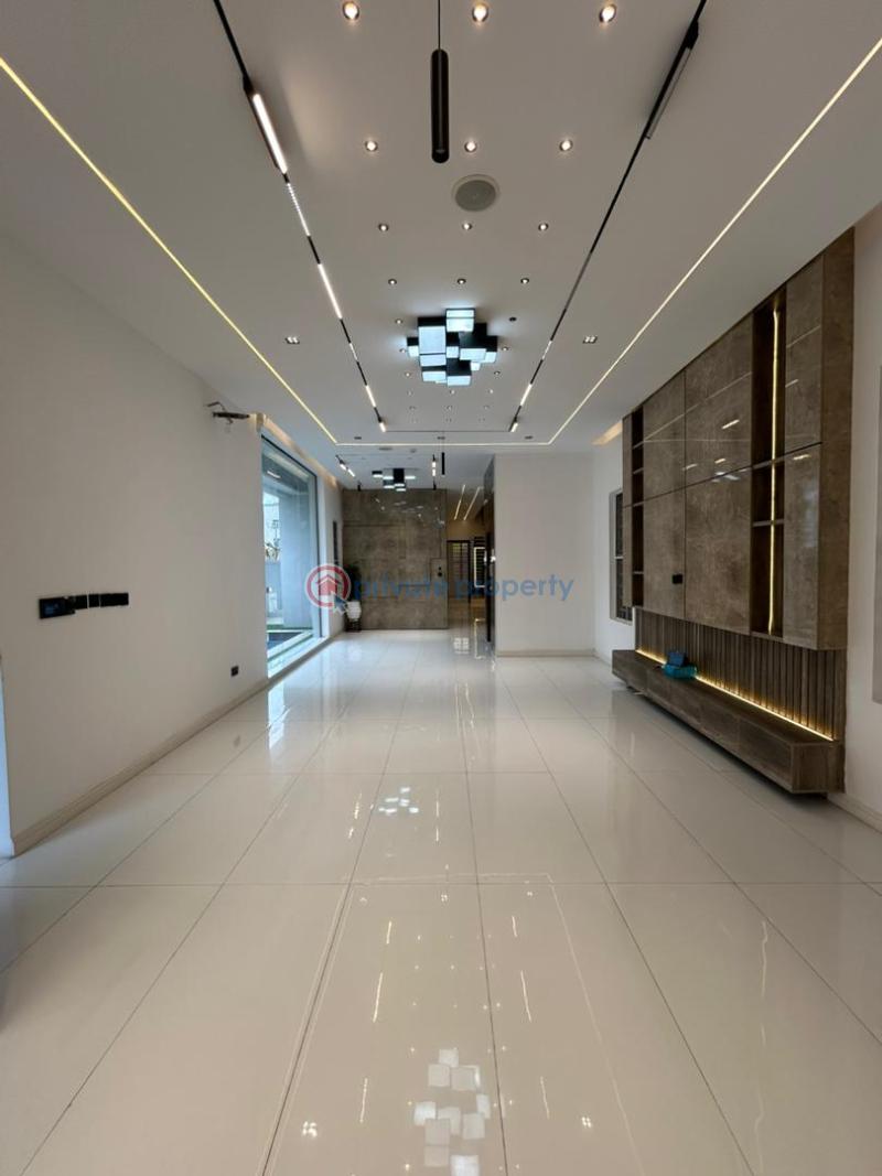 5 bedroom House For Sale Lekki Lagos - 3