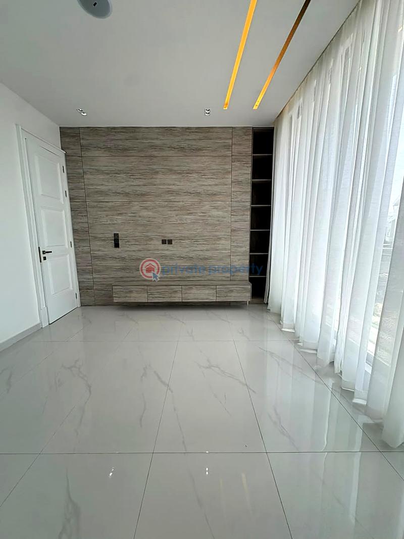 5 bedroom House For Sale Lekki Lagos - 2
