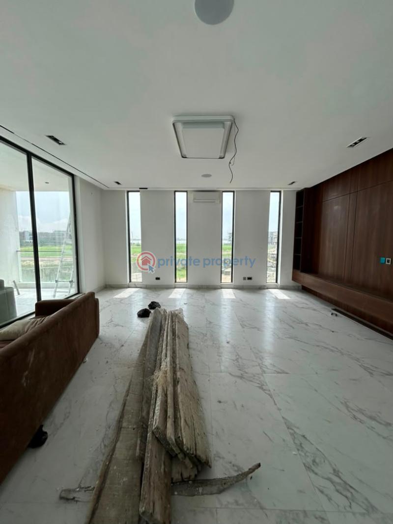 5 bedroom House For Sale Osapa Lekki Lagos - 9
