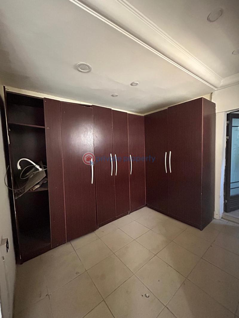 5 bedroom Detached Duplex For Sale Chevron Drive Lekki Lagos - 5