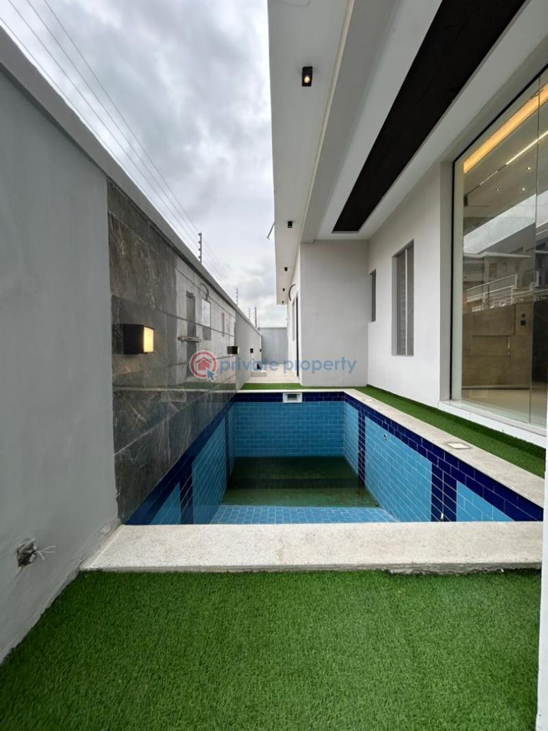 5 bedroom House For Sale Lekki Lagos - 2