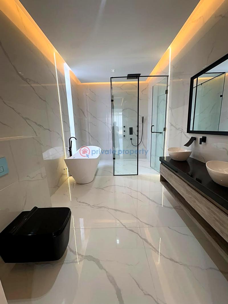5 bedroom House For Sale Lekki Lagos - 3