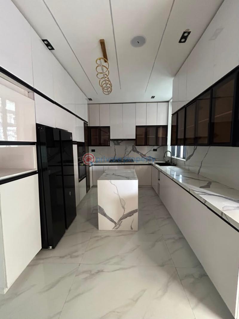 5 bedroom Detached Duplex For Sale Chevron Drive Lekki Lagos - 4
