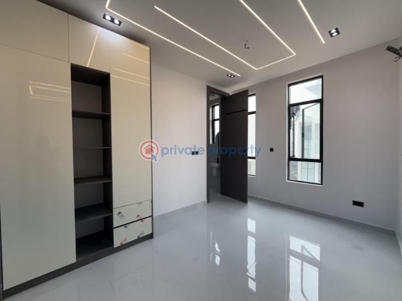 5 bedroom Detached Duplex For Sale Chevron Drive Lekki Lagos - 9