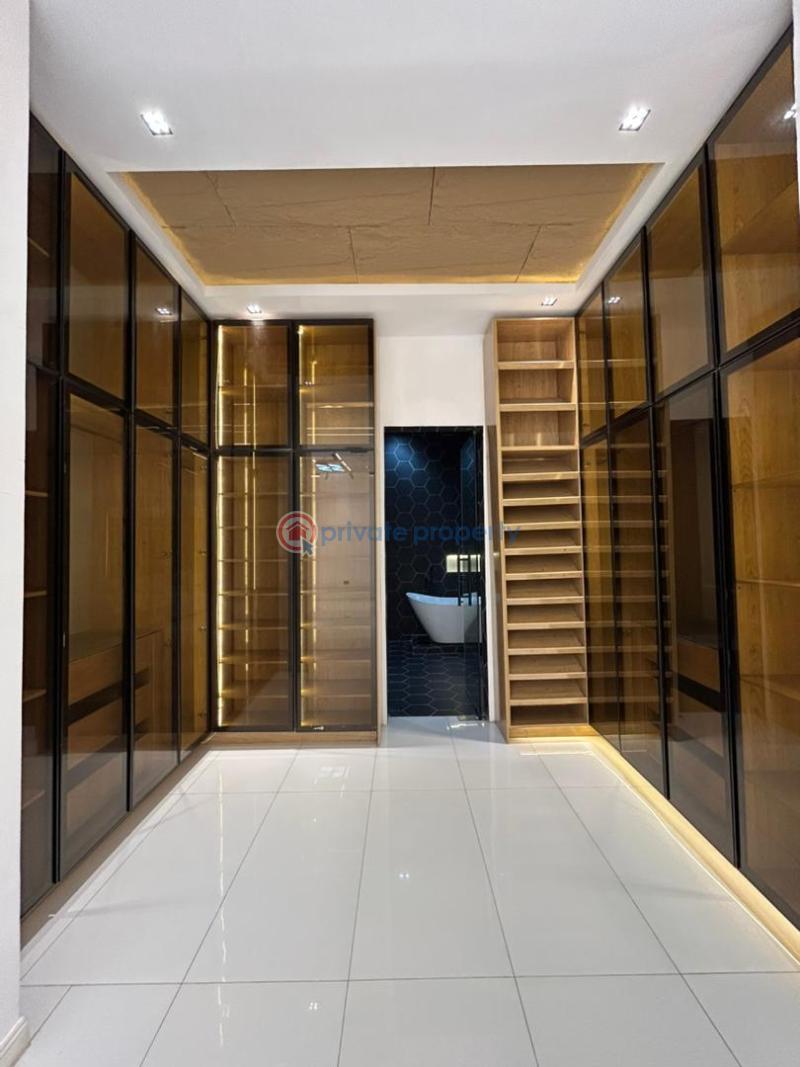 5 bedroom House For Sale Lekki Lagos - 18