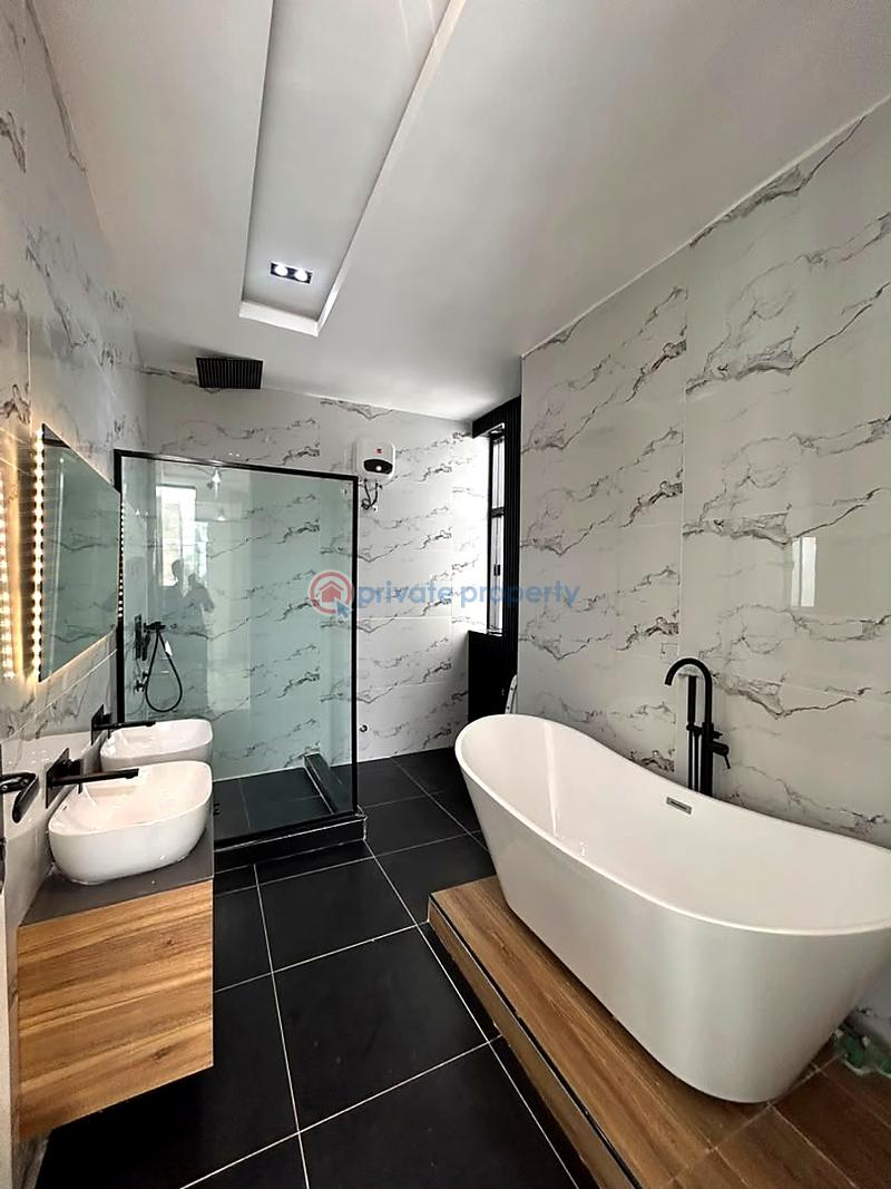 5 bedroom House For Sale Lekki Lagos - 4