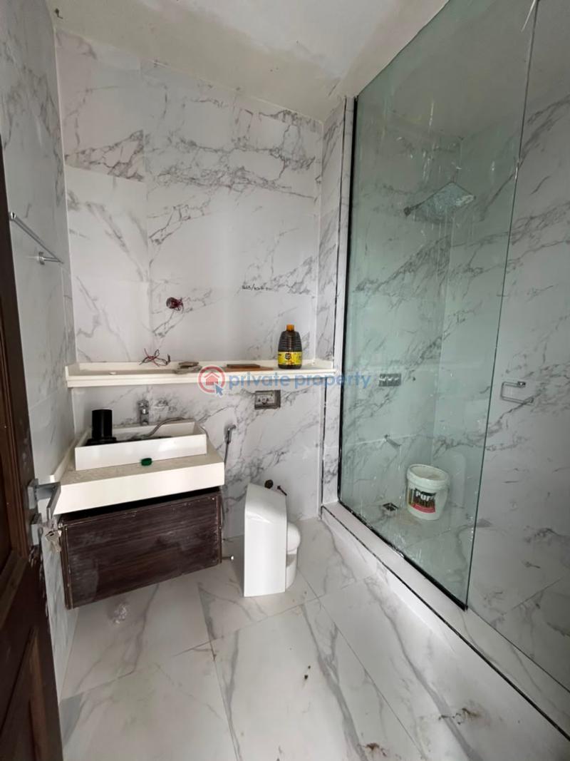 5 bedroom House For Sale Osapa Lekki Lagos - 12