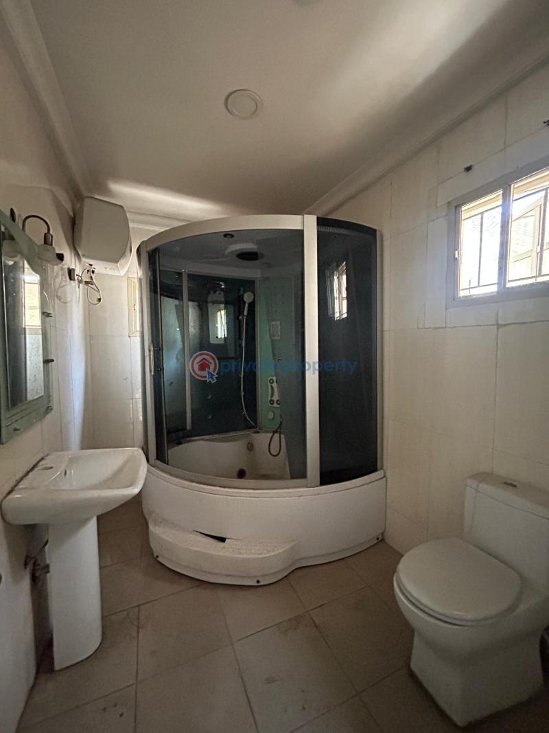 5 bedroom Detached Duplex For Sale Chevron Drive Lekki Lagos - 6