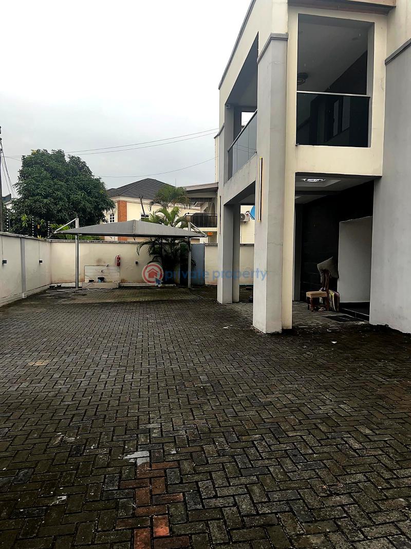 5 bedroom House For Rent Lekki Phase 1 Lagos - 9