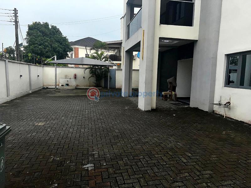 5 bedroom House For Rent Lekki Phase 1 Lagos - 13