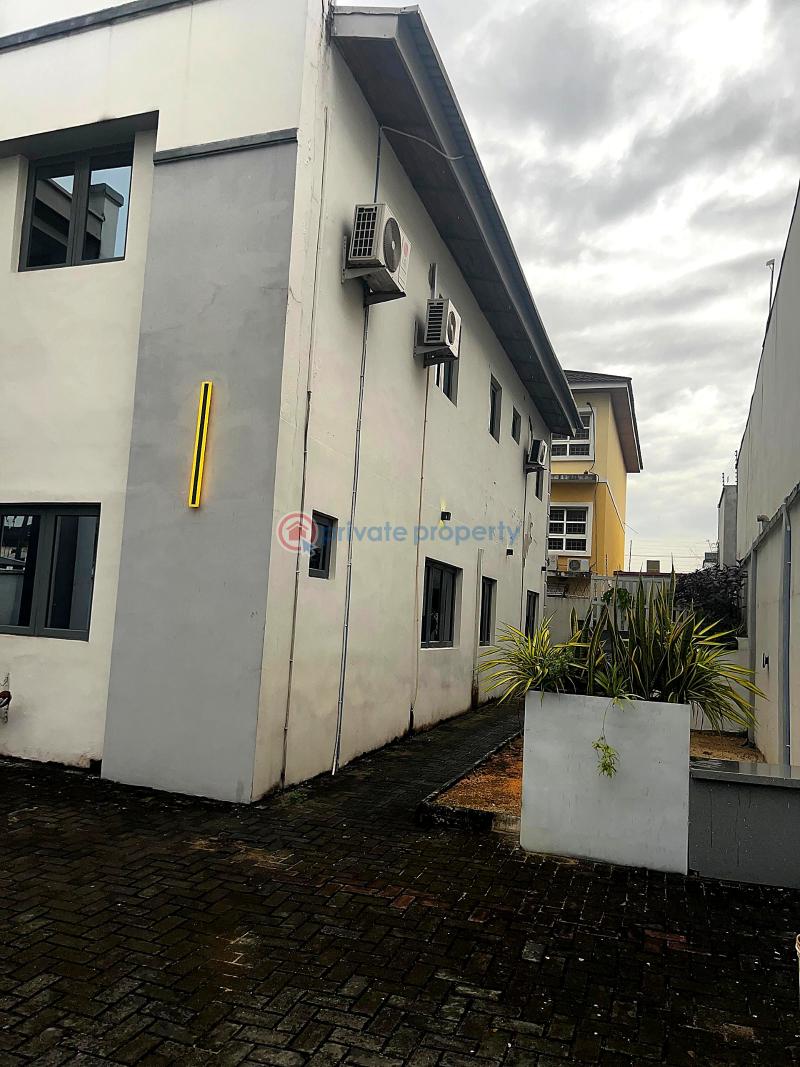 5 bedroom House For Rent Lekki Phase 1 Lagos - 10