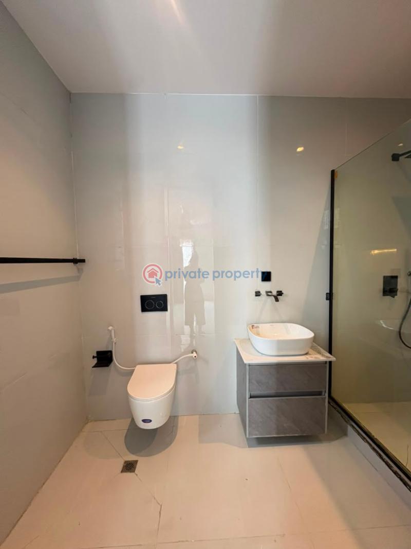 5 bedroom House For Sale Victoria Garden City Lekki Lagos - 16