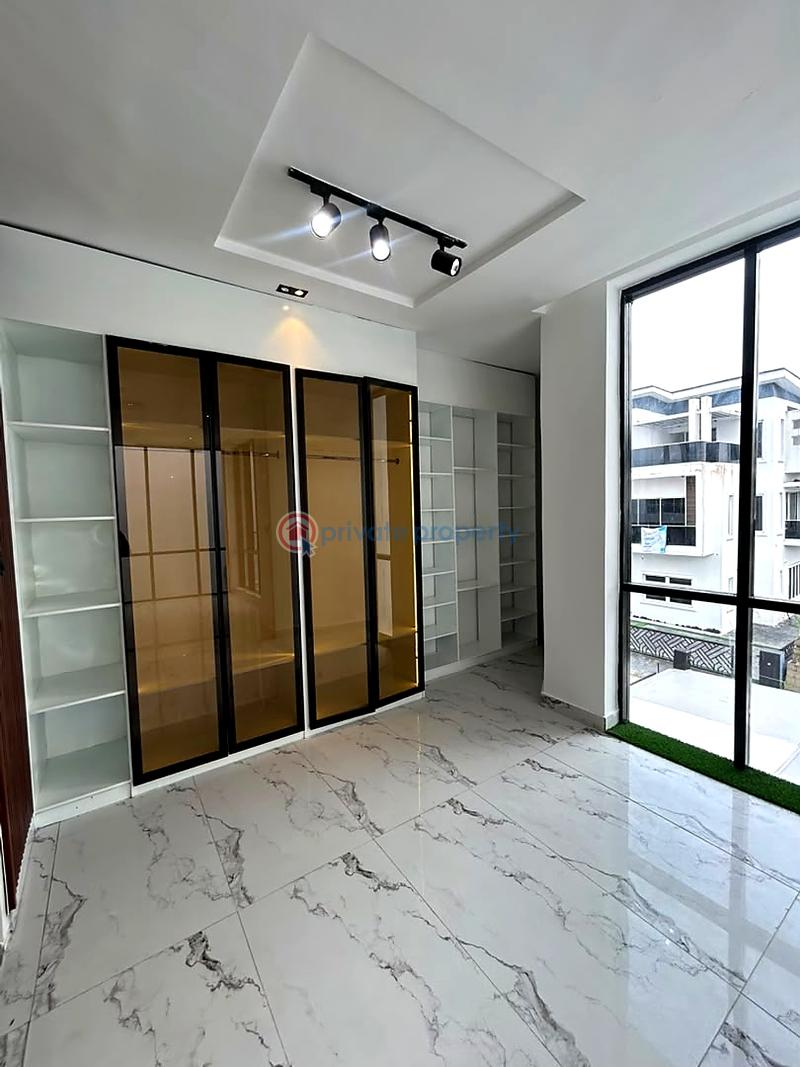 5 bedroom House For Sale Lekki Lagos - 6