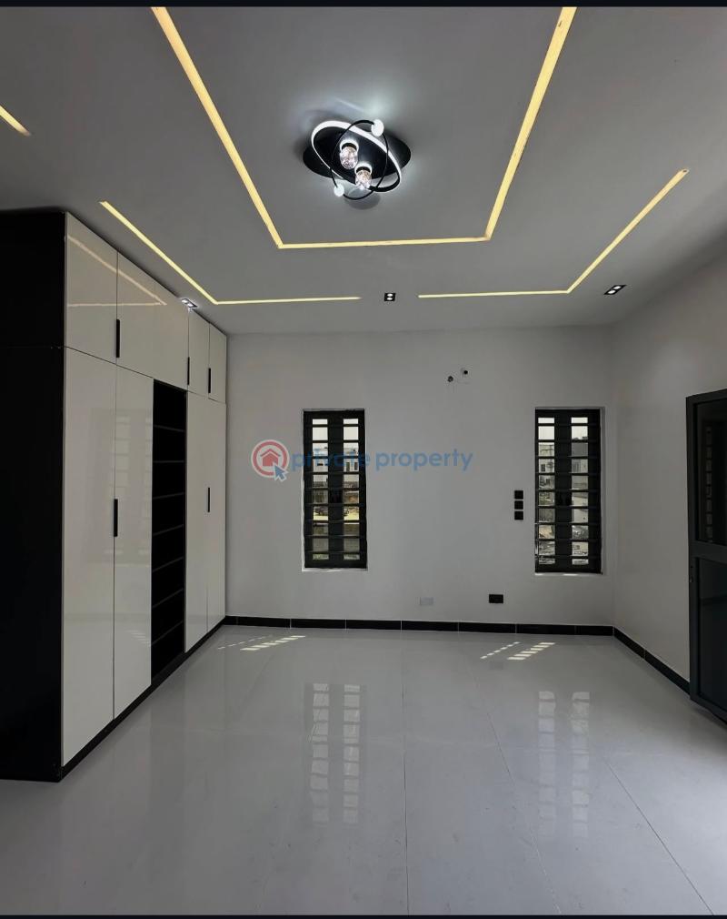 5 bedroom Detached Duplex For Sale Ologolo Lekki Lagos Jakande Lekki Lagos - 8