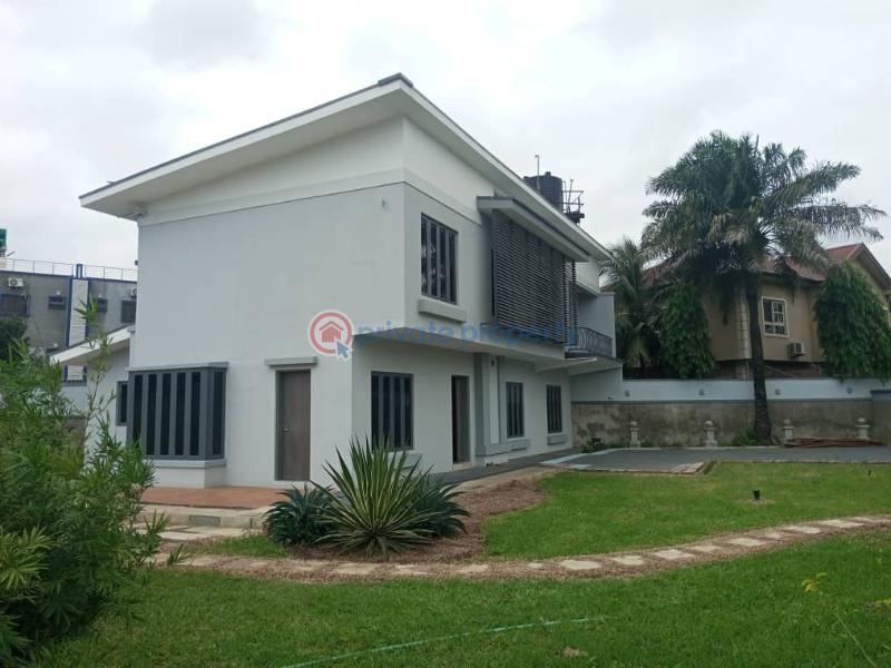 7 bedroom Detached Duplex For Rent Palmgrove Estate Ilupeju Bye-pass Lagos