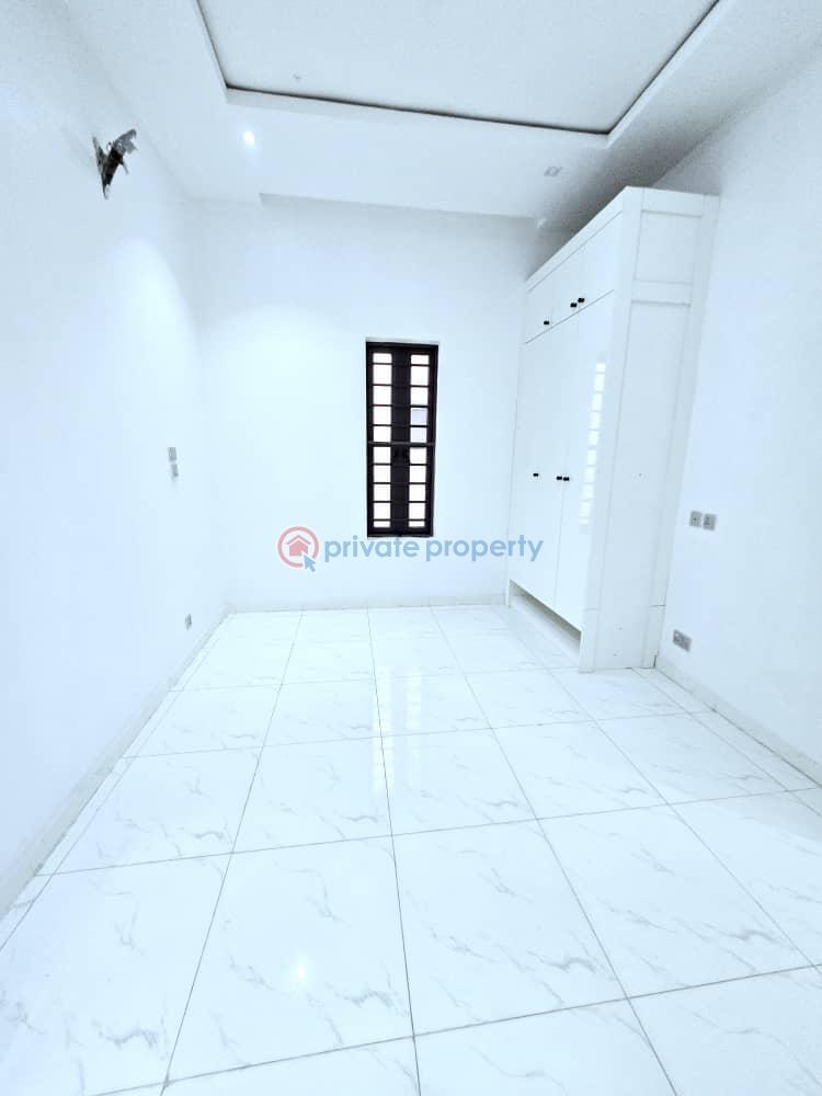 5 bedroom Terraced Duplex For Sale Orchid Road Chevron Drive Lekki Lagos - 5